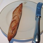 オテル・ド・ヨシノ - 小麦とライ麦のバゲット