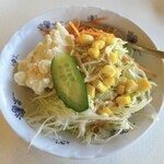 キッチン たかま - サラダ、アップ！
