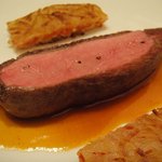ル・シズィエム・サンス・ドゥ・オエノン レストラン - メインの鴨料理