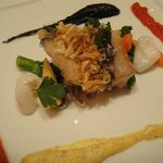 ル・シズィエム・サンス・ドゥ・オエノン レストラン - 魚料理