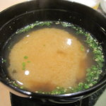 天や - 天丼についてる味噌汁、具はシジミ