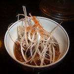 めじろ - 牛筋の煮込み