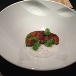 エクアトゥール - ★7前菜　炭火焼フォアグラと牡蠣のガレット、パセリのエマルジョン