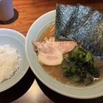 麺家 市政 - 