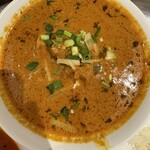 ハリマ・ケバブ・ビリヤニ - チキンカレーはホールスパイスがゴロゴロと。なんでこんなに美味しいんだろう