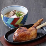 田舎茶屋 わたや - わたやの山賊焼きとひと口うどんセット