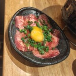 炭火焼肉とからから鍋 千成屋 - 