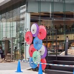 ヴァーヴ コーヒー ロースターズ - 全面ガラス張りのオシャレカフェ