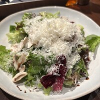 ピッツェリア&トラットリア ゴンゾ 目黒店 - ペコリーノサラダ