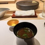 鮨 起承転結 - 網走産しじみの赤出汁