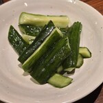 玉丁本店 - ごま塩キュウリ