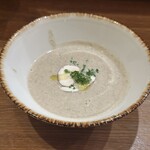 ビストロ オニバ - キノコのポタージュ