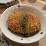 立ち飲み居酒屋LIBERTY - メンチクリーミーコロッケ