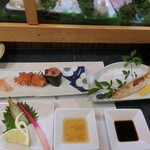 万両 - 赤貝の握りと、アマダイ一夜干しの焼いたの。