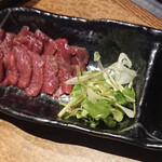 饗酒堂 温on - 馬刺し❣️