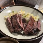 たん焼 忍 - ガロニの白菜も旨いんですね。