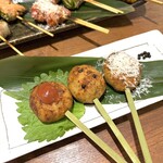 炉端とホルモンと串焼きとおでん とっとっと - 