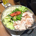 炉端とホルモンと串焼きとおでん とっとっと - 