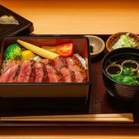 和牛ステーキ重