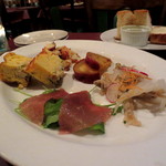 チェリージャム - 【2014年11月】
      前菜盛りあわせ。