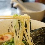 藤しろ - 麺は細めのストレート