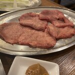 塩ホルモン 炭火のあんざい - 