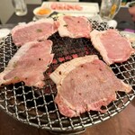 炭火焼肉りょうじ - 