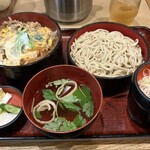 更科 - すき焼き丼セット