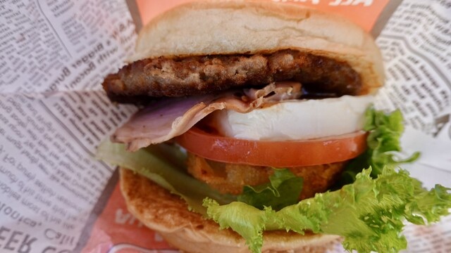 A&W 牧港店 （エイアンドダブリュ） - 浦添前田/アメリカ料理 | 食べログ