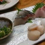 タラちゃんイクラちゃんドラちゃん - 刺身盛り合わせ９８０円(201411)