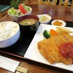 ポップボーイ - ポークカツ1150円、サラダ・ライス・みそ汁・コーヒーor紅茶付きです、ライスは注文時に大盛り可