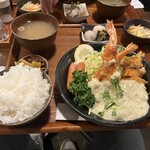 なごみ食堂 - 彩り定食　1,620円