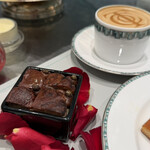 Tiffany Blue Box Café - 