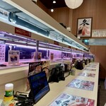 回転寿司 みさき - 店内2