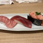 横綱寿司 - まぐろ結び