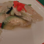 シェ大見山 - 天然ヒラメのカルパッチョ