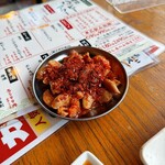 餃子のネオ大衆酒場 ニューカムラ - コブクロ唐辛子まみれ　599円