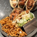 ブルー エントランス キッチン - 