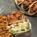 ブルー エントランス キッチン - 