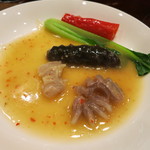 趙楊 - ナマコとヤクのペニス四川漬物唐辛子煮込み