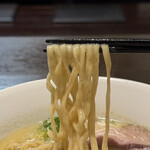 豚白湯創作麺処 友池 - 