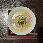 豚白湯創作麺処 友池 - 