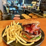 髙橋バーガー - ワイルドジビエバーガー