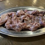 ここ肉酒場 - 豚ハラミです。私の中では幻の一品です。写メが下手くそで一つ一つの大きさが判りづらいですね。でも大きいです。2人前です。