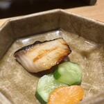 鮨 無垢/鮨 白銀 - 