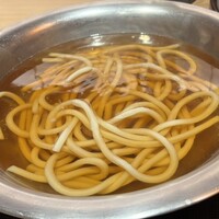 美々卯 本町店 - 煮過ぎても、溶けないうどん。
