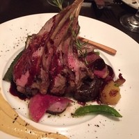 ビストロケンヂ - 仔羊背肉のシンプルロティ