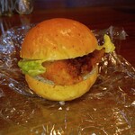 ジオカフェ ジオショップ - チキンカツバーガー