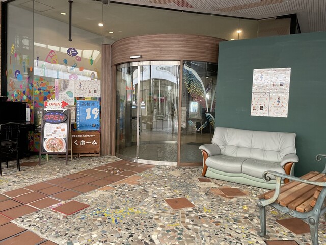 サロン・ド・ダダ 鶴岡カフェ &ndash; 落ち着く空間でくつろげるカフェ体験