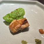 鳥焼き 小花 - 鶏もも肉たれ焼き(柚子味噌・柚子胡椒・山椒)